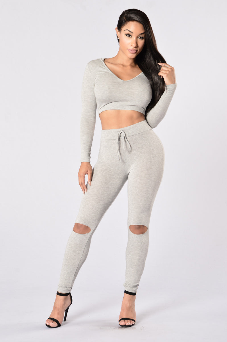 Grey leggings deals fashion nova