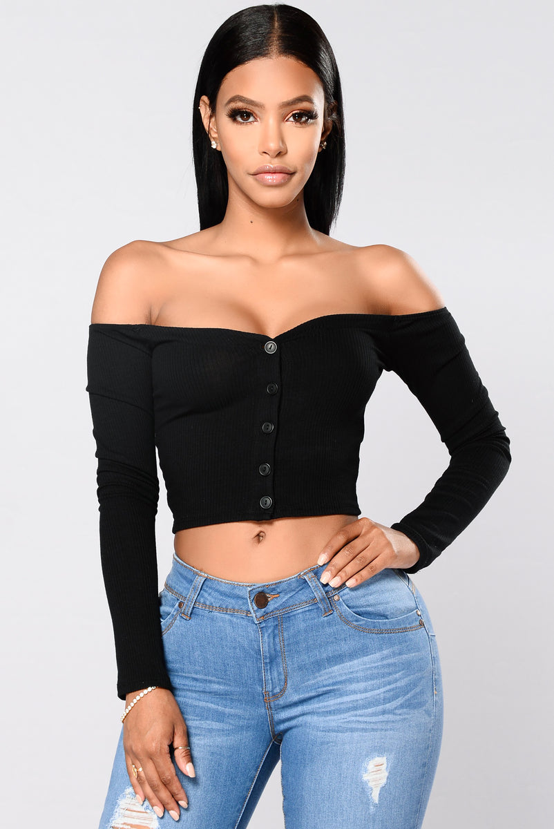 Off the sales shoulder fashion nova