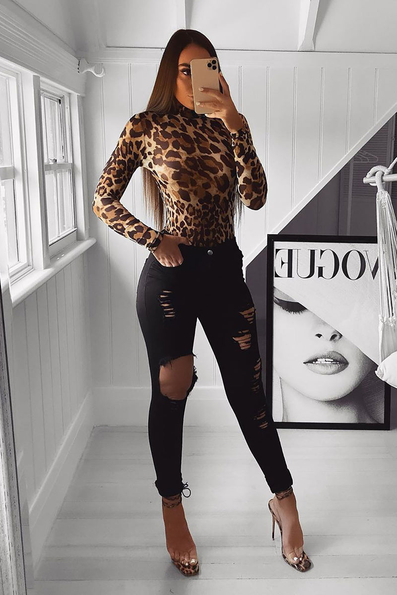 Fashion nova ripped black hot sale jeans