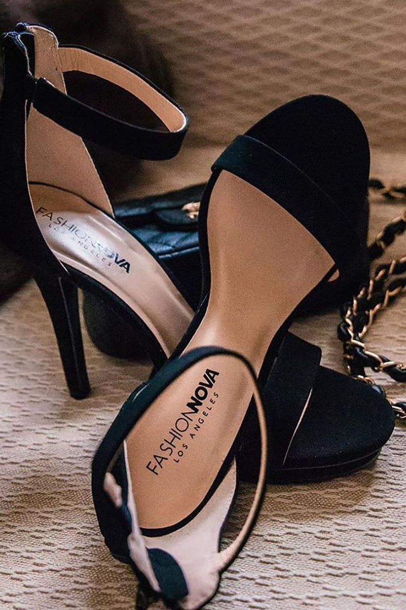 Black strappy heels fashion hot sale nova