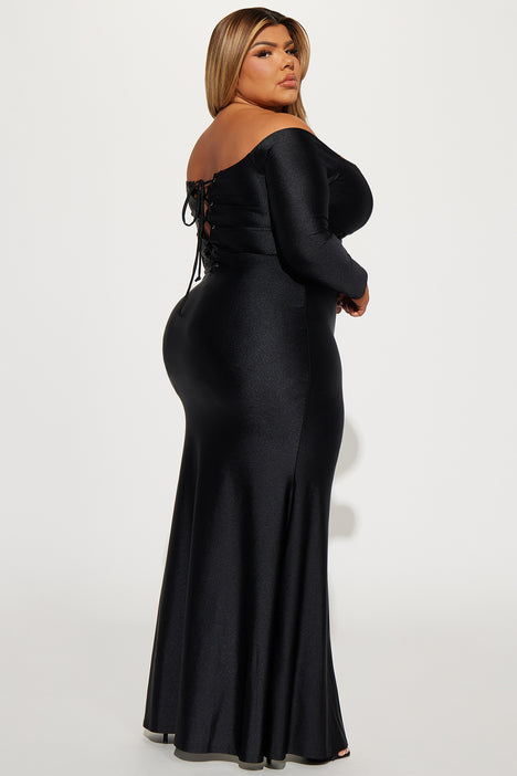 Fashion nova plus size evening gowns discount