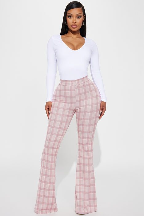 Pink plaid pants fashion nova hotsell