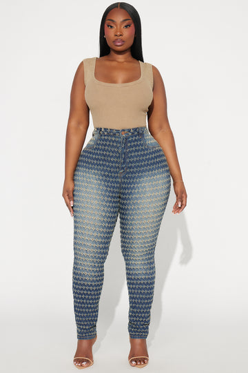 Size 14 fashion nova jeans sales