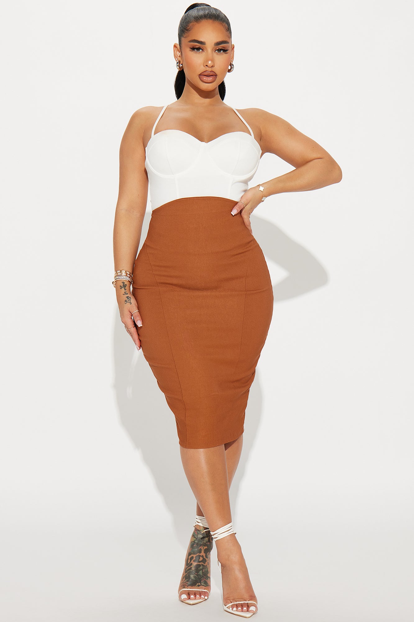 High waisted skirt fashion nova hotsell