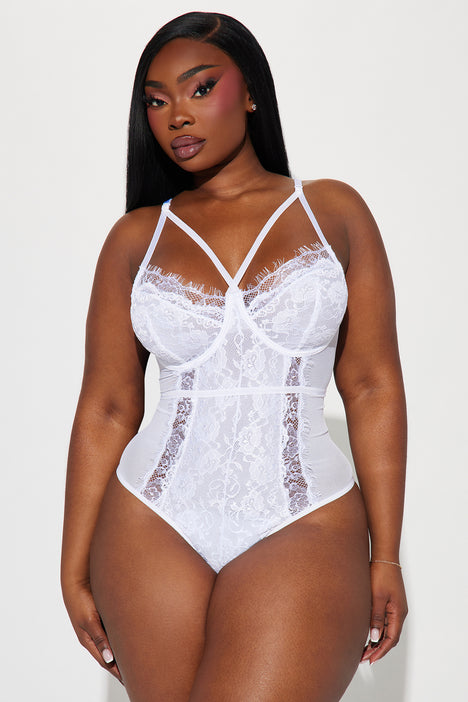 Plus lace teddy 2025