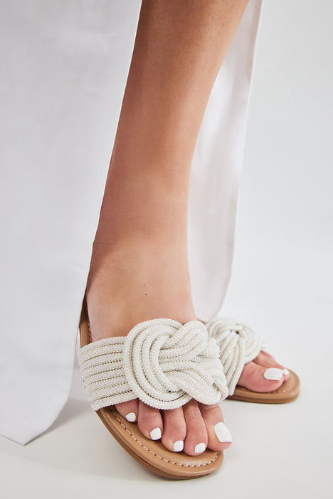 Fashion nova white best sale sandals