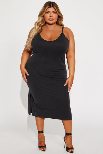 Fashion nova black deals dress plus size