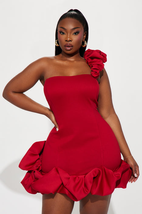 Fashion nova store red ruffle dress
