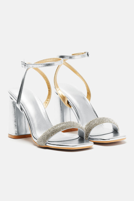 Wild Diva Spiral Rhinestone Strappy Ankle Chunky Block Heels (Silver, 9) -  Walmart.com