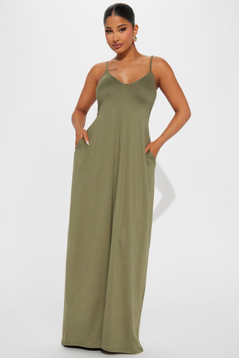 Fashion nova spaghetti outlet strap dress