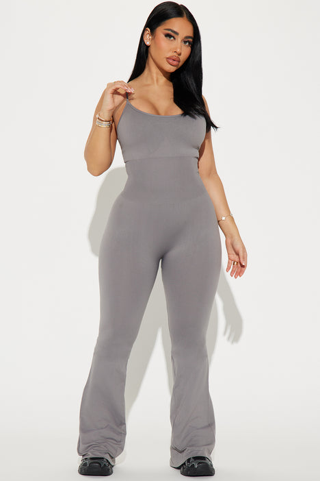 Sport jumpsuit 2025 fashion nova