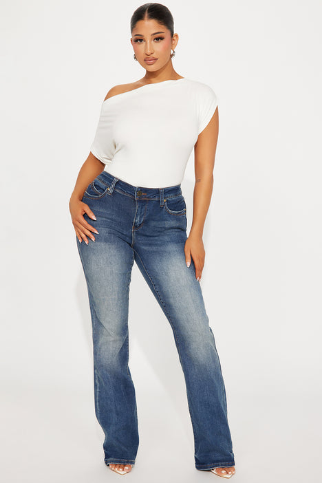 In Reality Booty Lifting Stretch Bootcut Jeans Medium Wash