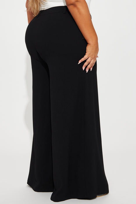 Petite Victoria High Waisted Dress Pants - Black