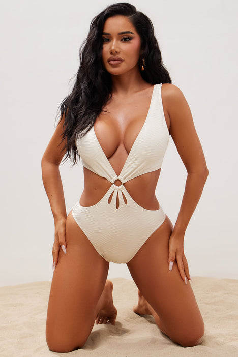 Treasures And Shells 1 Piece Swimsuit Cream Fashion Nova