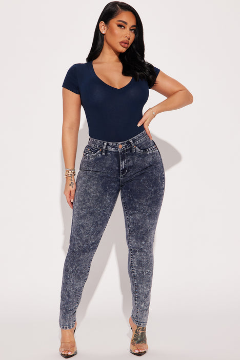 Fashion nova sales acid wash jeans
