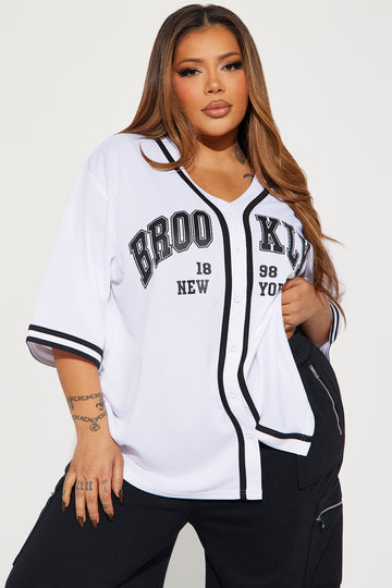 Fashion nova plus hotsell size tops