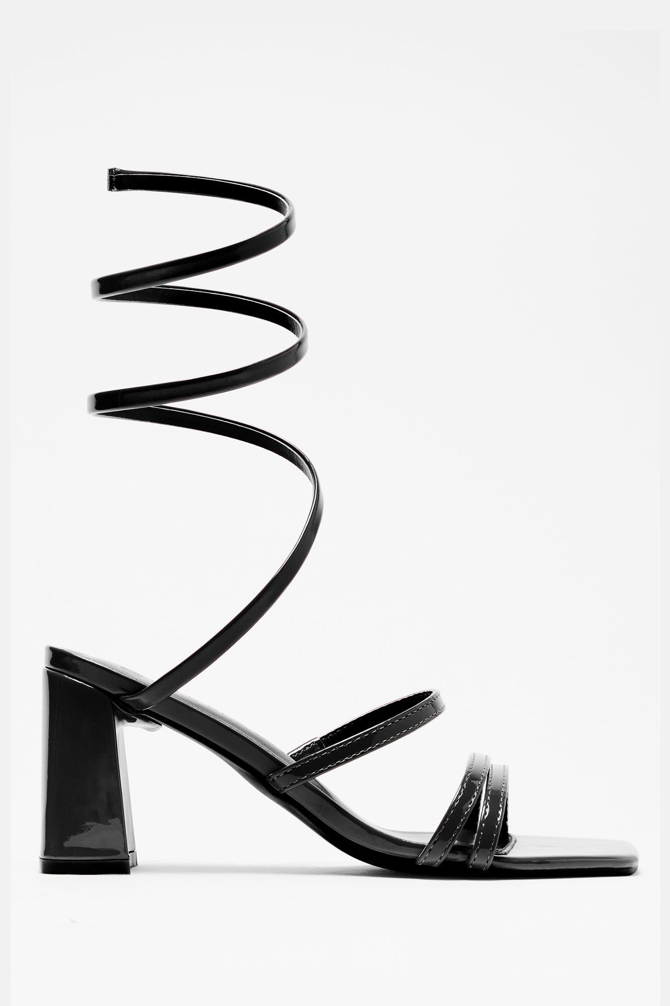 Cora wrap heel 2025