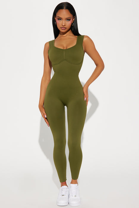 Sport jumpsuit fashion nova discount