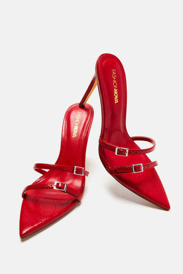 Red heels outlet fashion nova