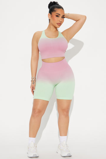 Fashion nova hot sale activewear