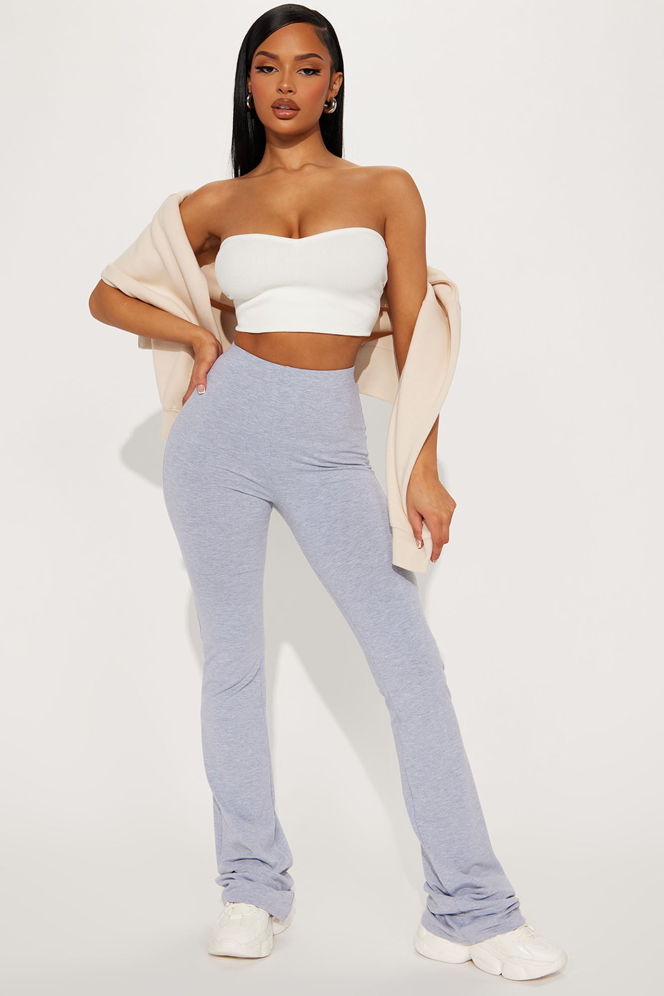 https://www.fashionnova.com/cdn/shop/files/04-20-23Studio5_RA_PC_11-07-31_14_73625TA_HeatherGrey_18012_EH.jpg?v=1682358114