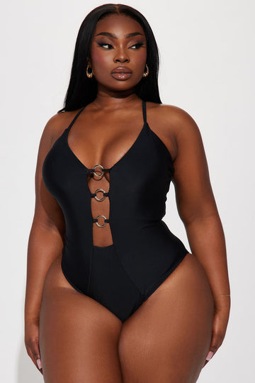 Fashion nova curve best sale swimsuit
