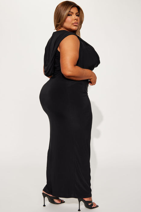 Plus size hooded maxi hotsell dress