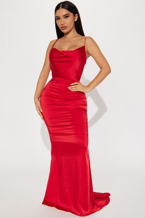 Giselle Backless Satin Maxi Dress Red