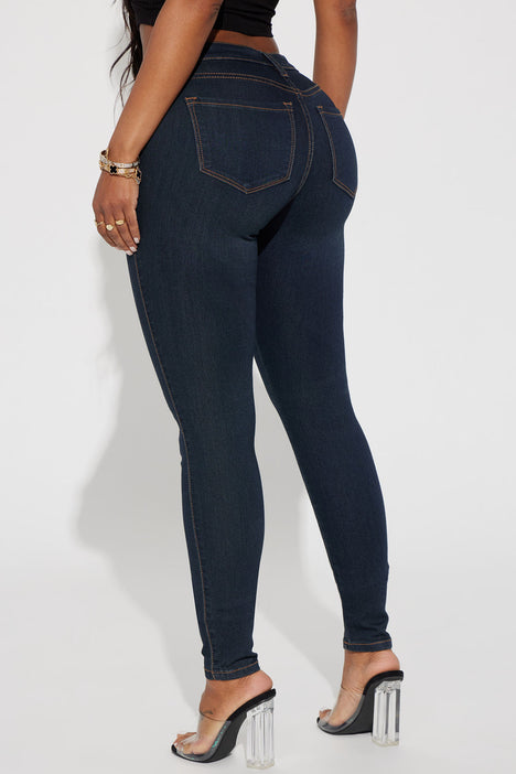 Fashion nova classic mid rise hot sale skinny jeans