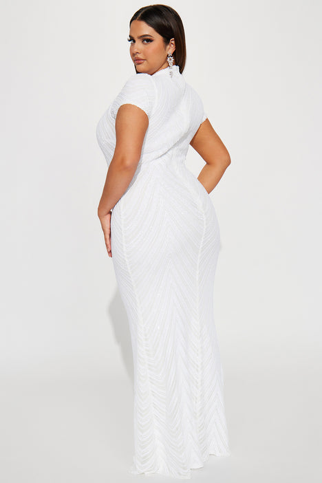Fashion nova cheap white formal dresses