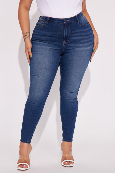 Ezra skinny outlet jeans fashion nova