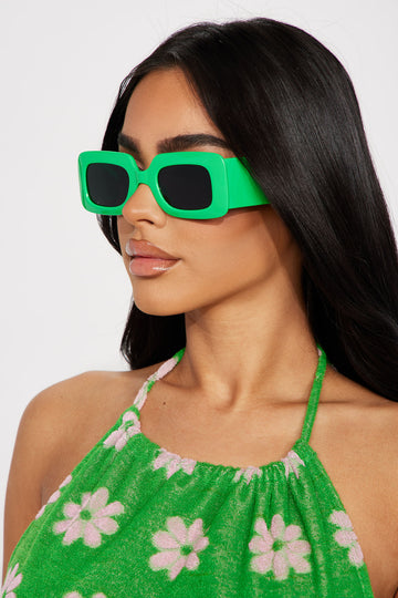 Invest in Versatile Pieces