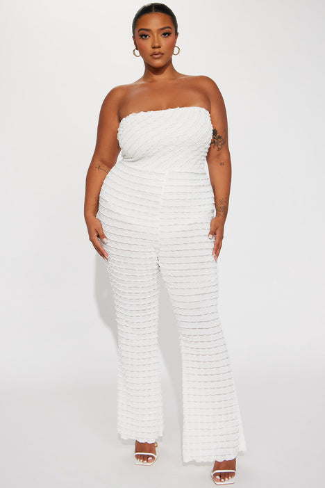 Fashion nova plus hotsell size white jumpsuit