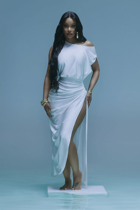 All white outfit fashion nova best sale