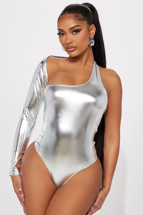 Shoppers brand Fashion Nova's VERY revealing spandex bodysuit a