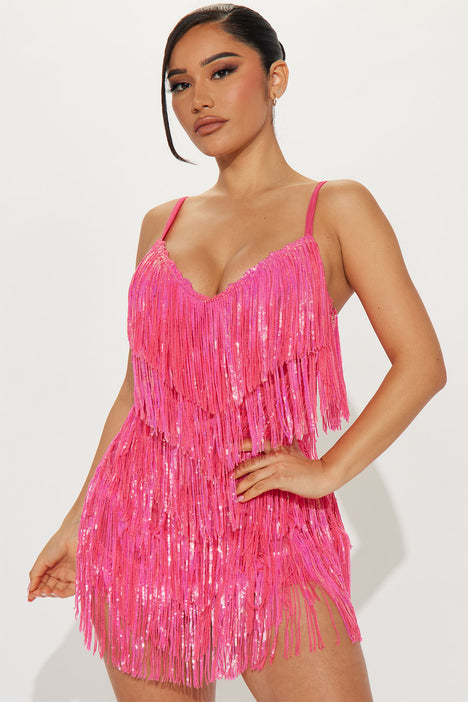 Fashion nova pink sparkly outlet dress