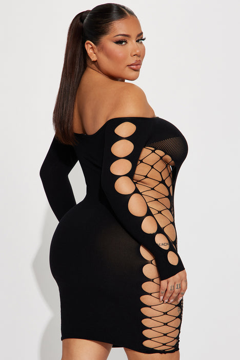 Video girl best sale dress fashion nova