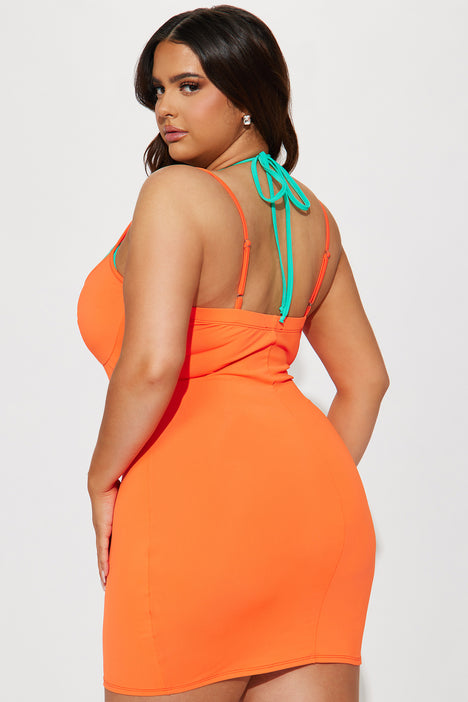 Fashion nova plus hot sale size summer dresses