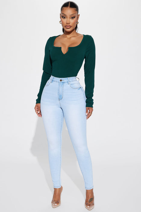 Fashion nova jean outfits top
