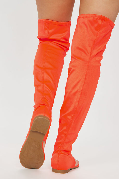 Red knee clearance high flat boots