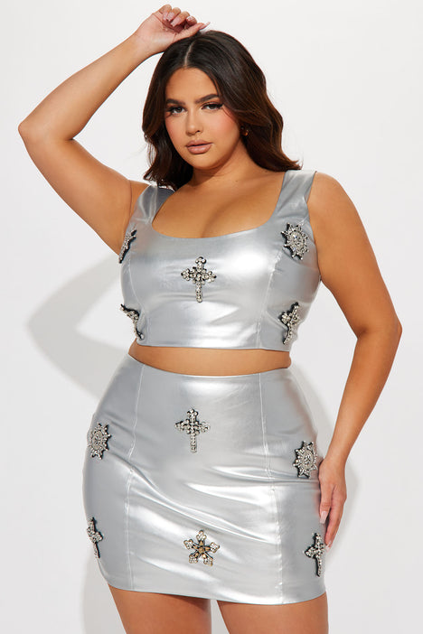 Silver skirt deals fashion nova