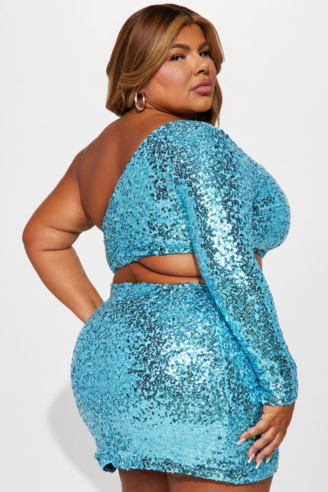 Plus size sequin dress fashion nova hotsell