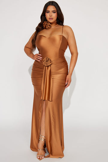 Fashion nova plus 2025 size dress sale