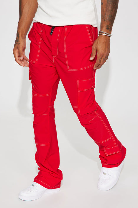 Red camo hotsell pants fashion nova