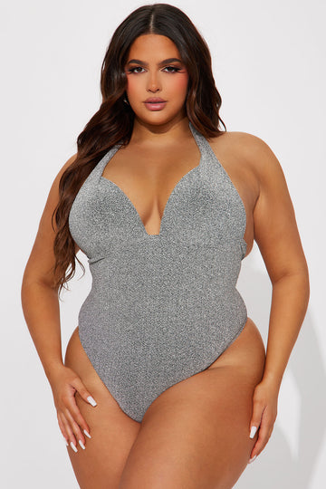 Fashion nova plus size best sale swimsuits