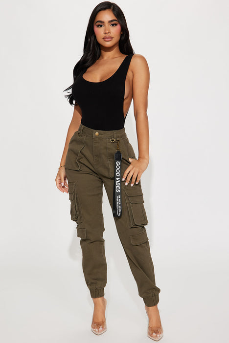 Womens cargo pants sales petite