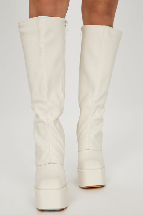 Fashion nova white boots on sale