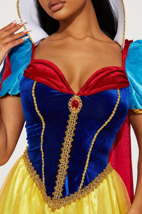 Plastic princess dress fashion nova 2025