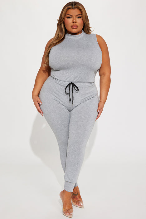 Fashion nova 2025 jumpsuit plus size