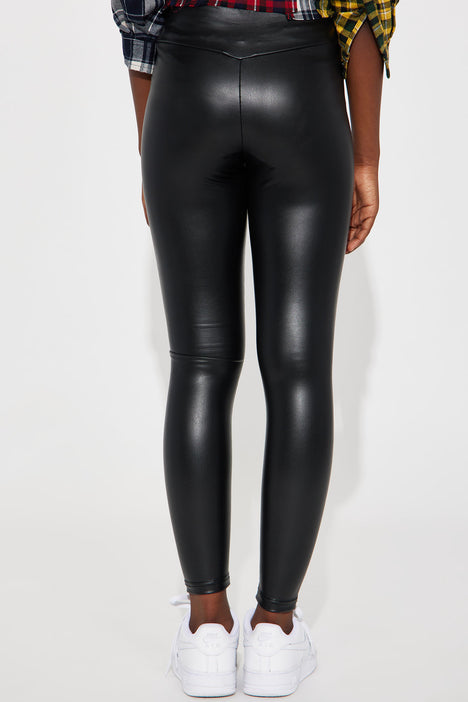 New G by Guess Faux Leather Legging Black size Medium and Large